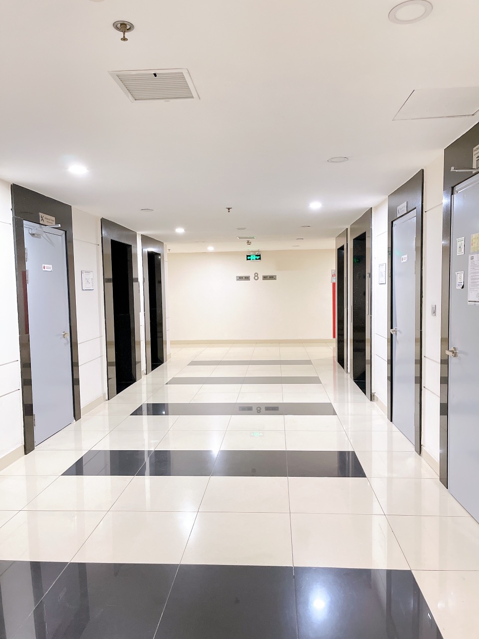 Cho thuê căn 3 ngủ N02T1 Ngoại Giao Đoàn