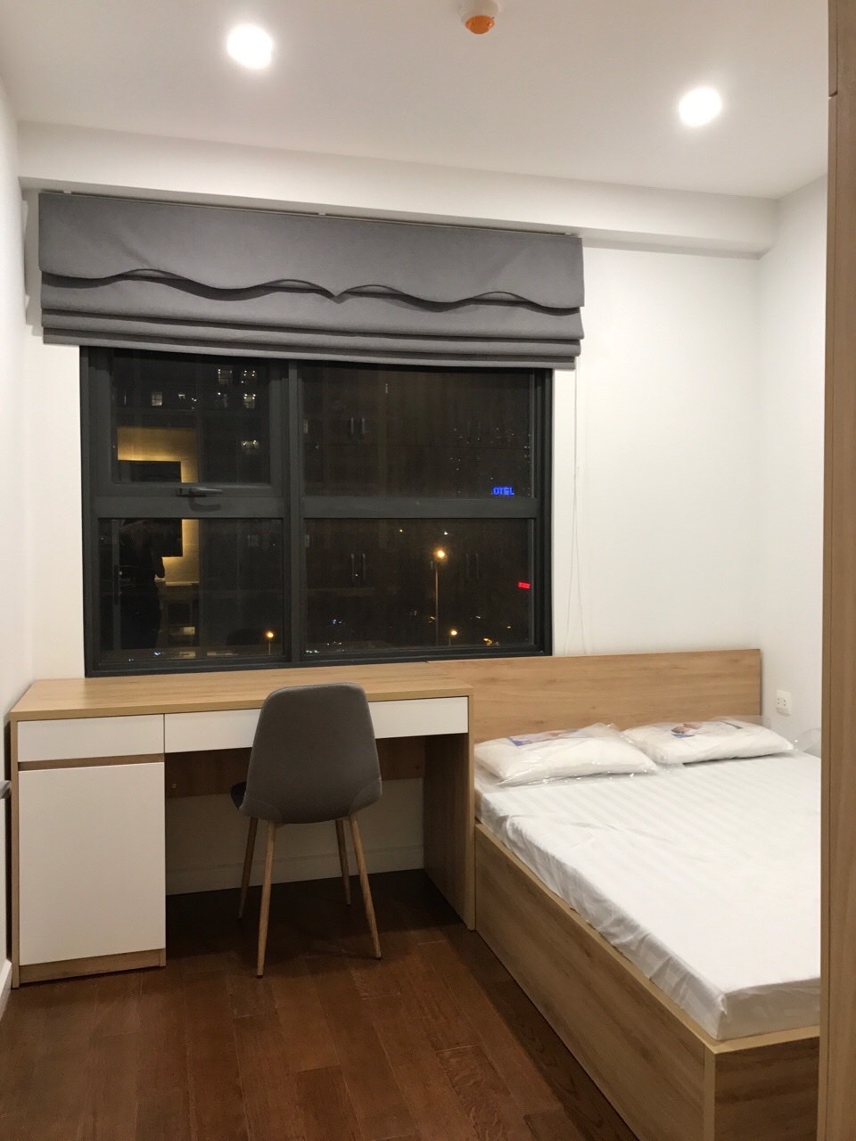 Cho thuê căn hộ Dcapitale full nội thất chỉ việc vào ở