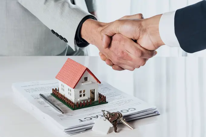 Bán tài sản của bạn với chúng tôi