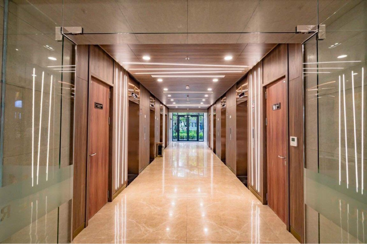 Bán căn góc 3 ngủ nội thất cao cấp dự án Matrix one Mễ Trì