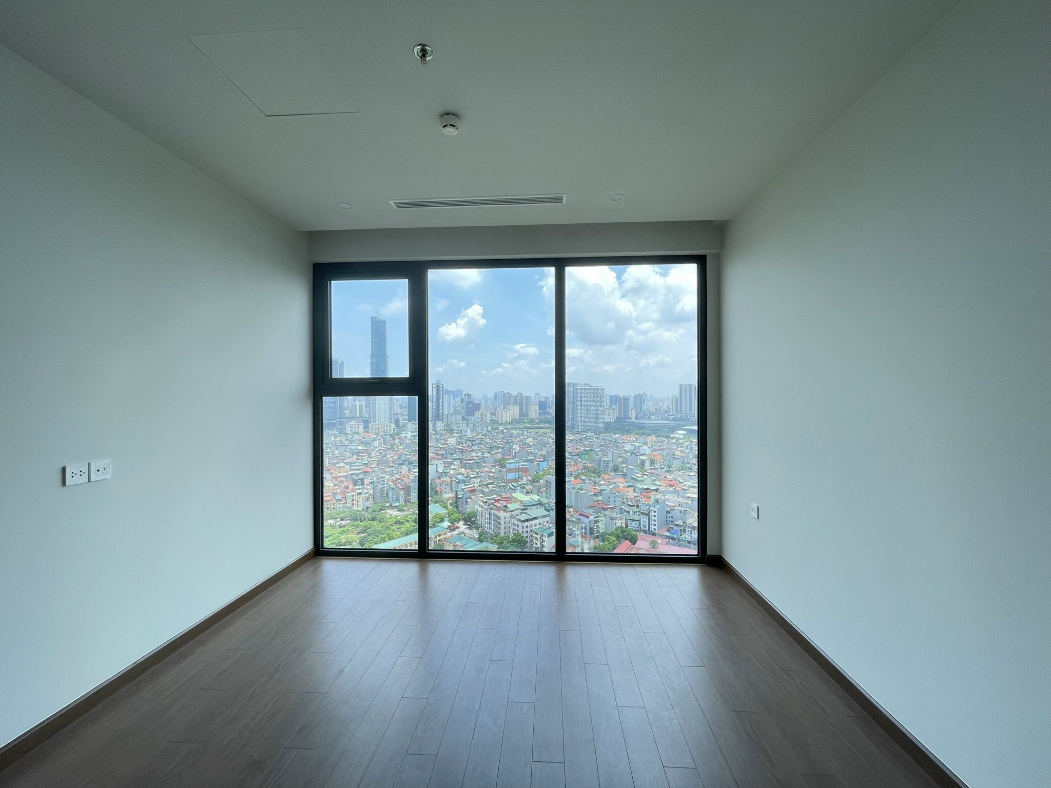 Bán căn 3 ngủ nội thất cao cấp dự án Matrix one Mễ Trì