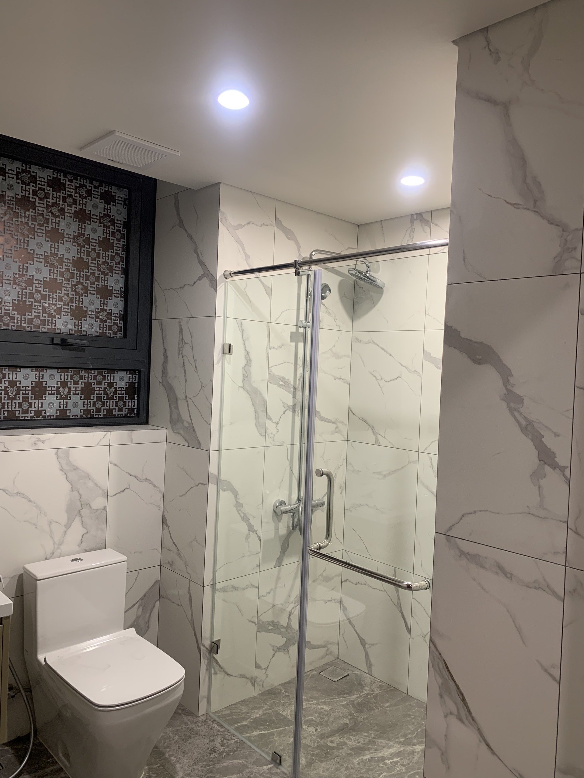 Bán căn góc 3 ngủ nội thất cao cấp dự án Matrix one Mễ Trì