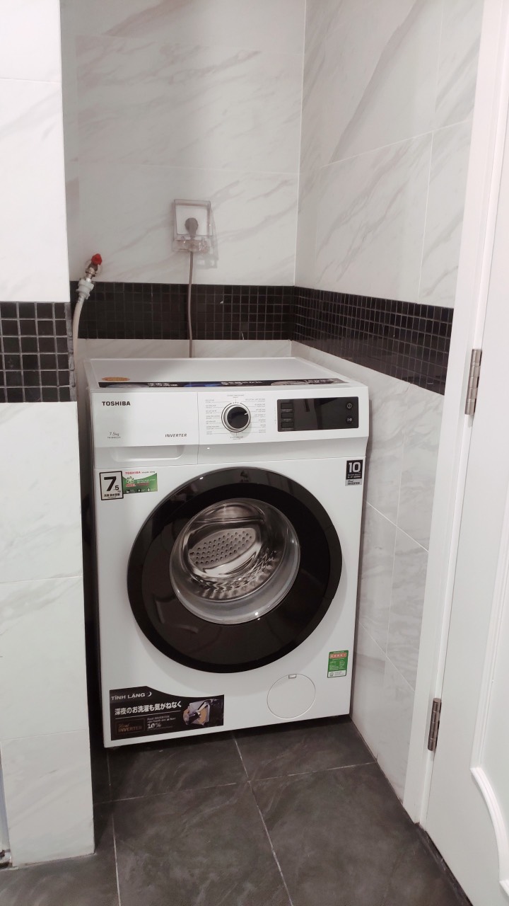 Cần cho thuê căn hộ cao cấp tòa D.El Dorado - Lạc Long Quân - Tây Hồ. Chung cư cao cấp nhìn ra Hồ Tây của tập đoàn Tân Hoàng Minh.