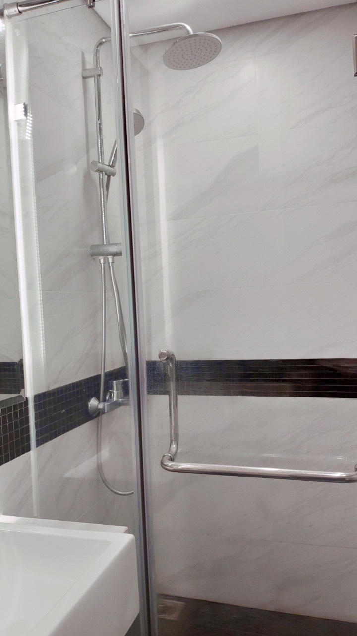 Cần cho thuê căn hộ cao cấp tòa D.El Dorado - Lạc Long Quân - Tây Hồ. Chung cư cao cấp nhìn ra Hồ Tây của tập đoàn Tân Hoàng Minh.